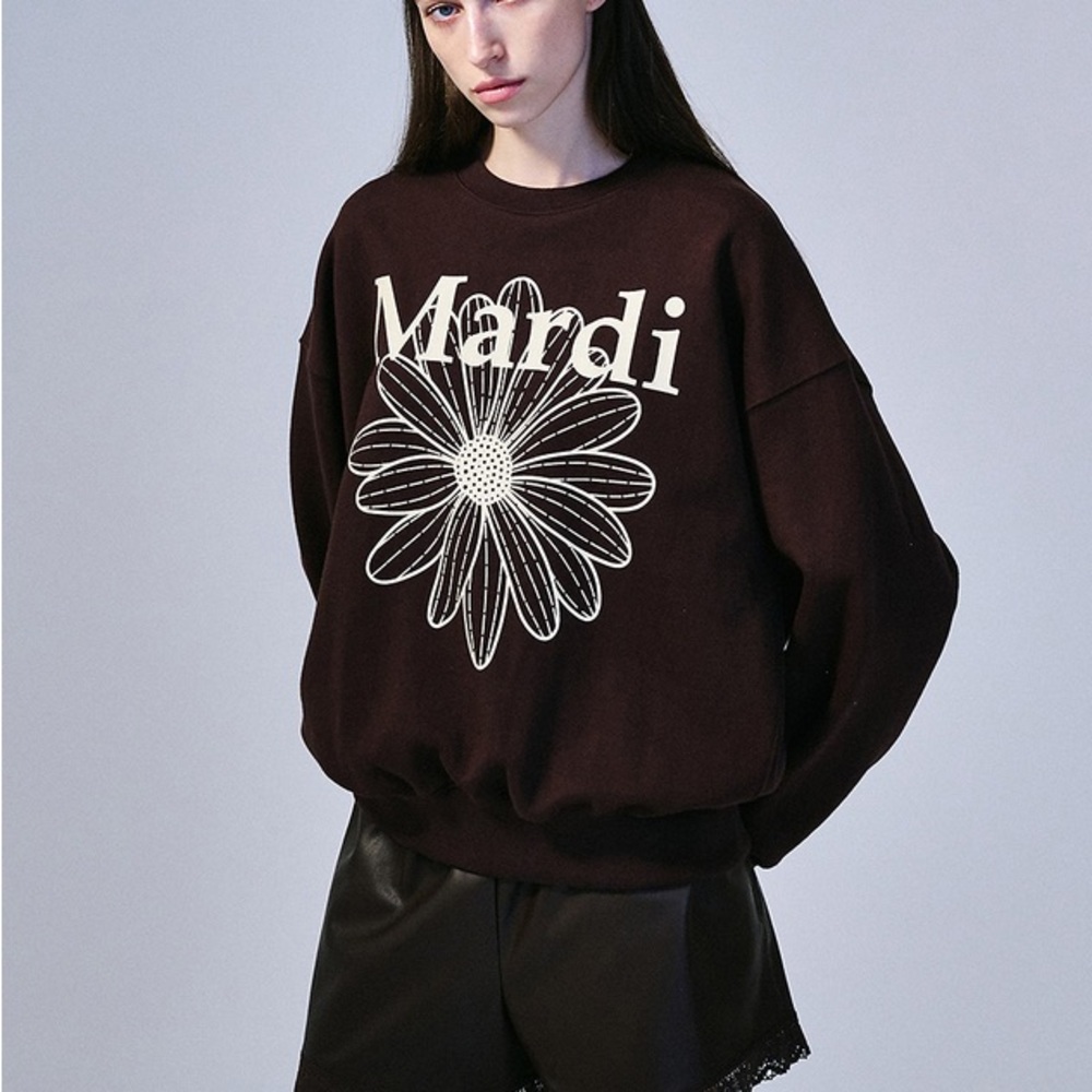 Mardi Mercredi Brown Sweatshirt with Floral Design